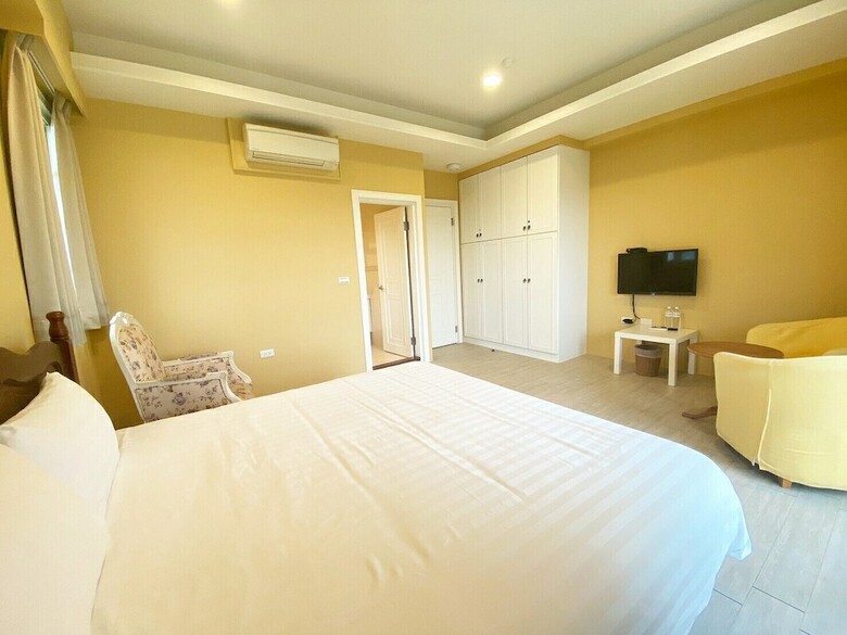 Hotel Isa Butterfly Kids Bnb
