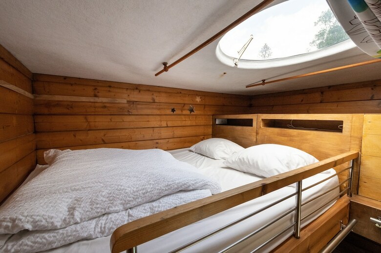 Roulottes Des Mon�di�res - Caravan Park