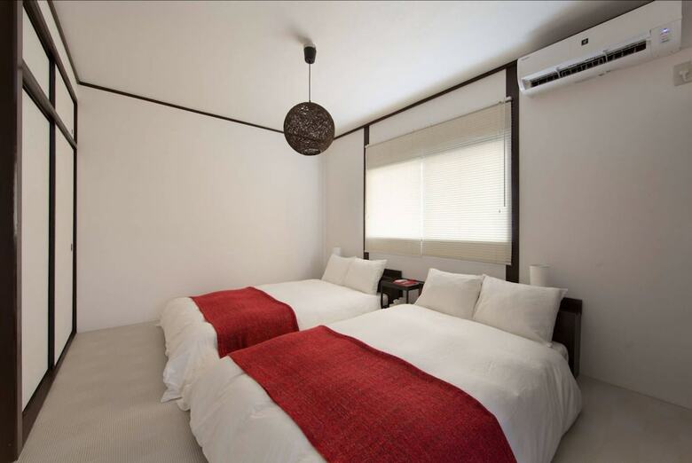 Osaka Zebrahouse Himejima