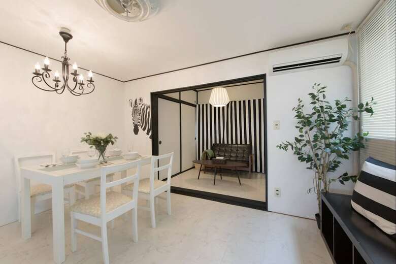 Osaka Zebrahouse Himejima