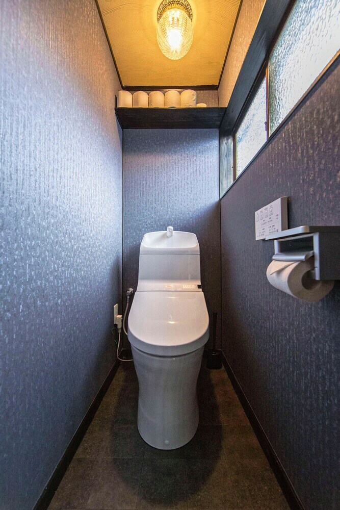 Osaka Zebrahouse Morinomiya