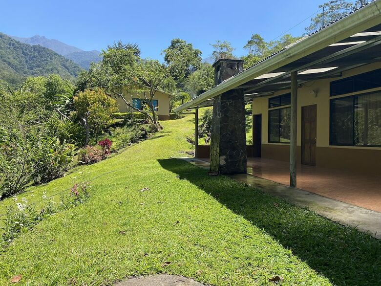 Hotel Uran