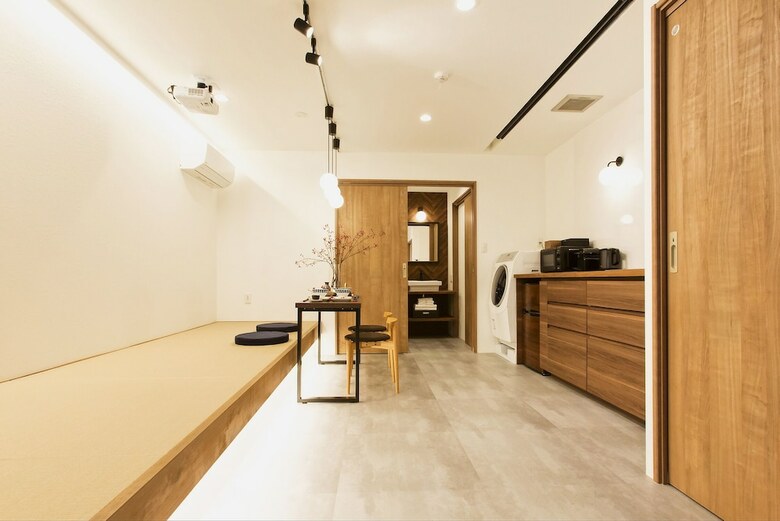 Osaka Zebrahouse Tenroku