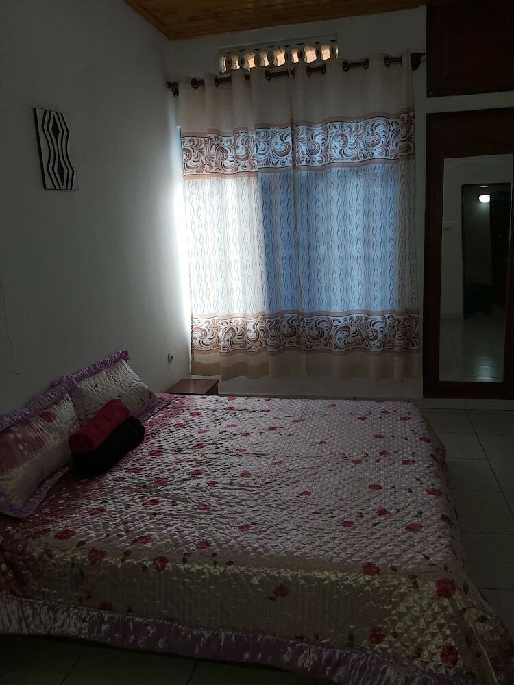 Bed & Breakfast Puma Garden And Suites
