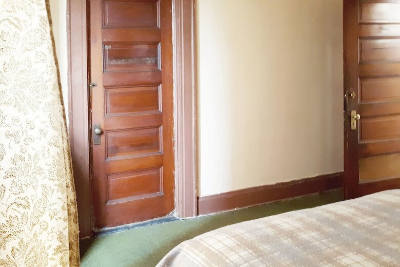 Hotel Holley Bradford