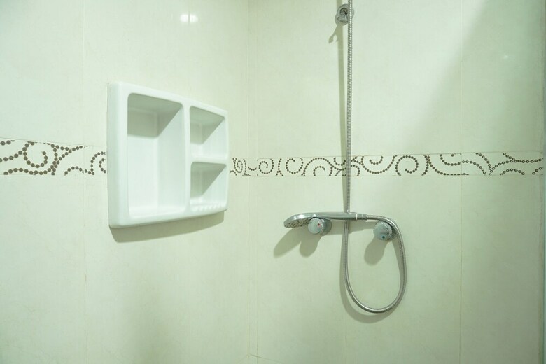 Modern And Spacious 2br At Kusuma Chandra Apartment