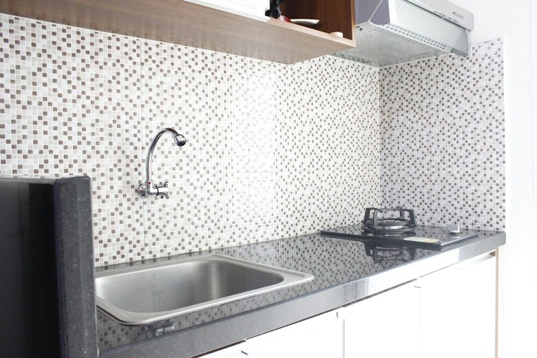 Comfortable 1br Apartment At Parahyangan Residence Near Unpar