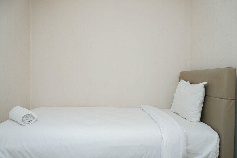 Elegant 2br Apartment At Thamrin Executive Residence