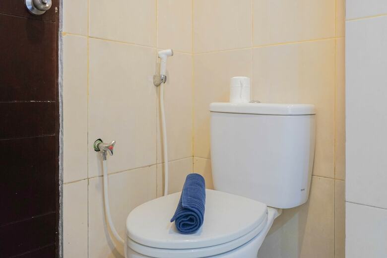 Convenient Studio Mangga Dua Apartment