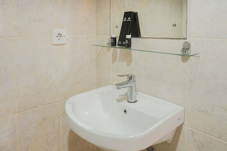 Pleasant Studio Apartment At Tamansari The Hive