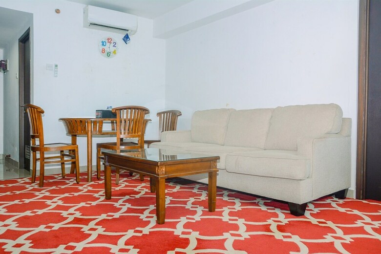 Comfy And Beautiful 1br At Tamansari The Hive Apartment