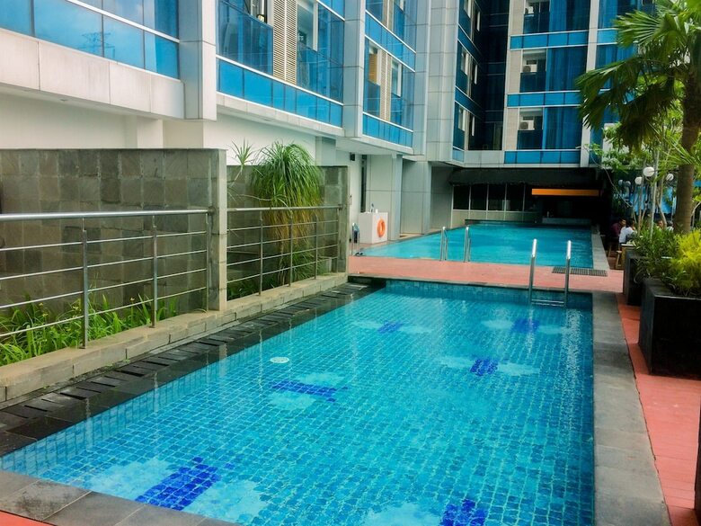 Comfy And Beautiful 1br At Tamansari The Hive Apartment