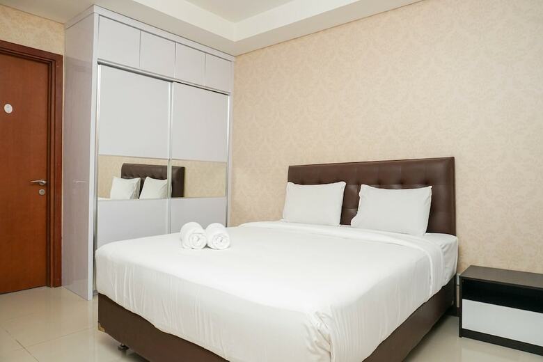 Comfortable 2br At Condominium Green Bay Pluit Apartment