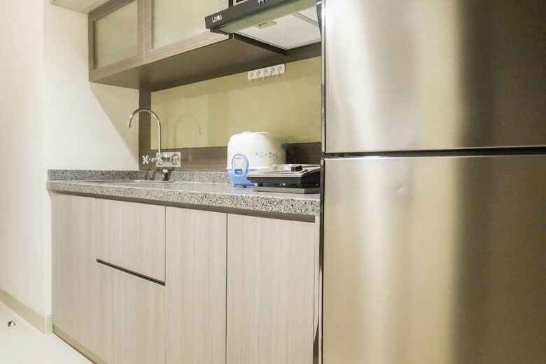 Comfy 1br Apartment At Praxis