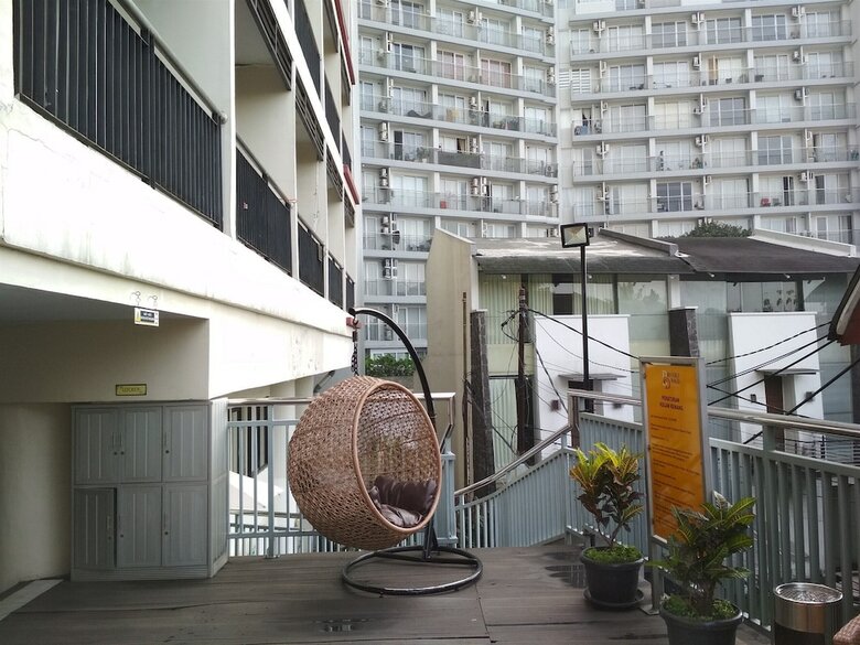 Brand New Studio Beverly Dago Apartment Near Itb