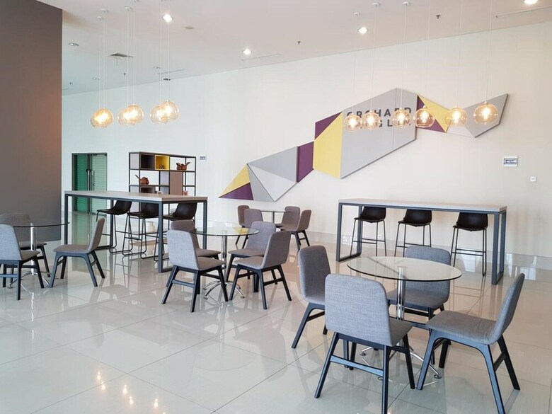 Spacious Studio Apartment At Tanglin Tower Supermall Mansion