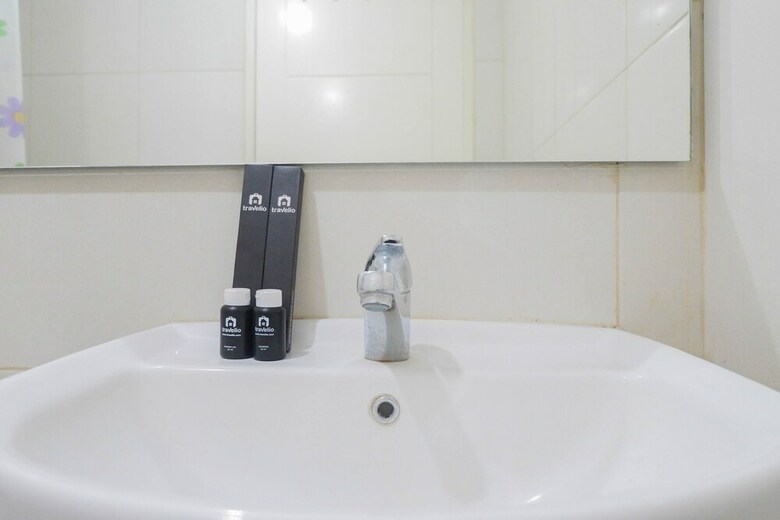 Spacious Studio Apartment At Tanglin Tower Supermall Mansion