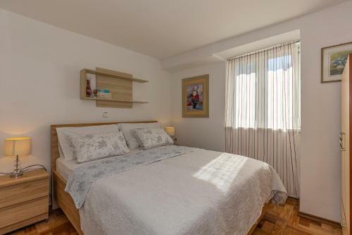 Apartments Lapis