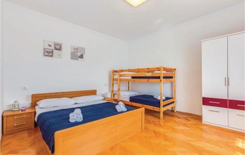 Apartment Grmani IV