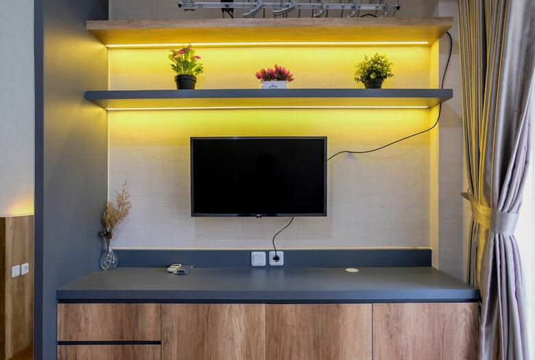 Stylish And Posh Studio Saveria Apartment