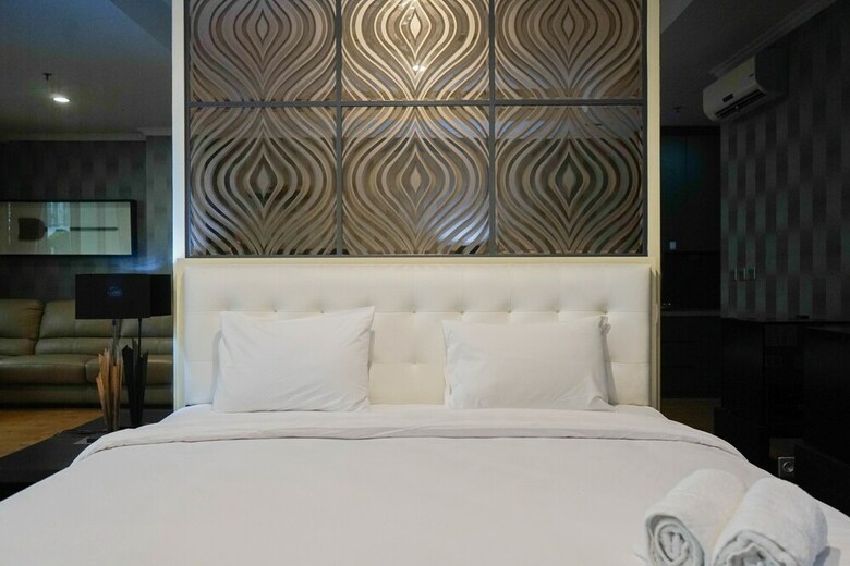 Spacious Studio With Sofa Bed @ Ancol Mansion Apartment