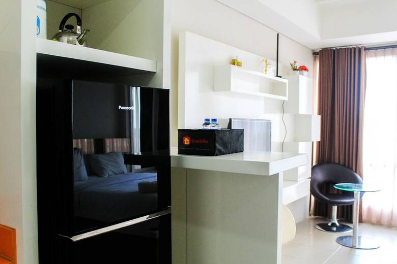 Comfy Studio Apartment At Bintaro Plaza Residence