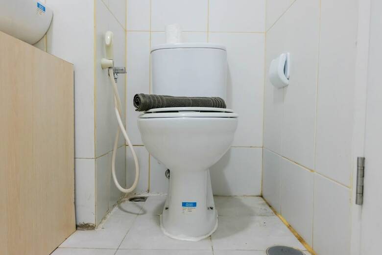 Functional Studio Apartment At Tamansari Skylounge