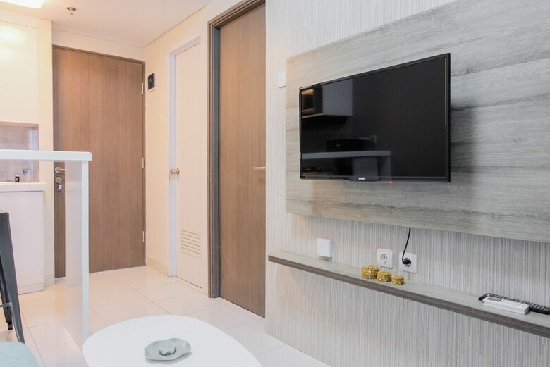 2br Apartment At Emerald Bintaro Near British International School