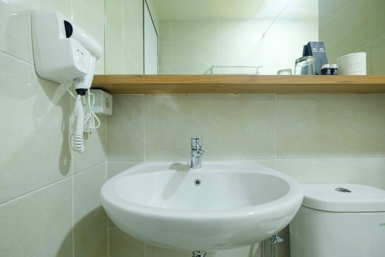 Modern And Good 2br Mustika Golf Apartment