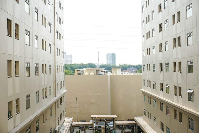 Convenient And Compact 2br Gading Nias Apartment