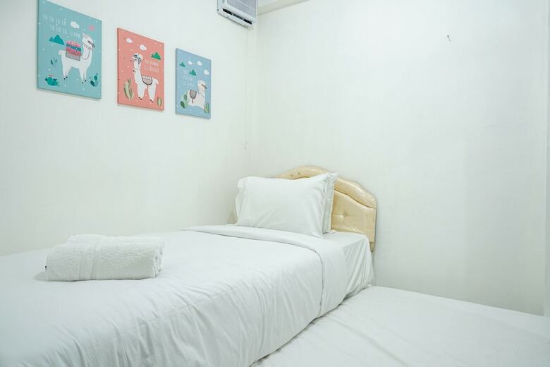 Convenient And Compact 2br Gading Nias Apartment