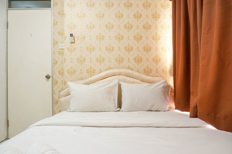 Convenient And Compact 2br Gading Nias Apartment