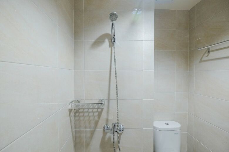 Comfortable And Fully Furnished Studio Apartment At Mustika Golf Residence