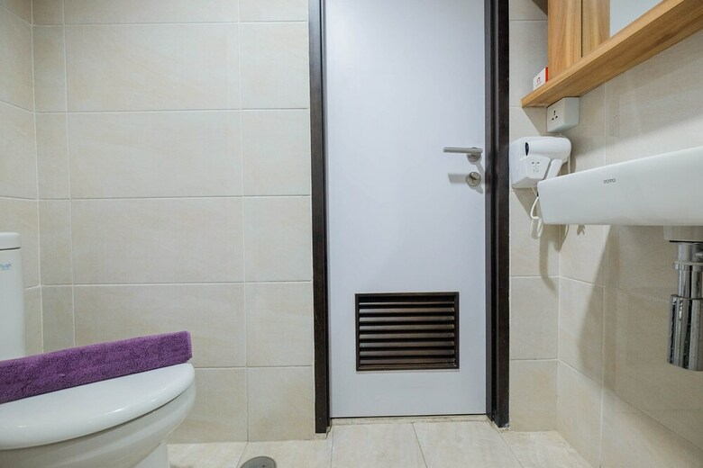 Comfortable And Fully Furnished Studio Apartment At Mustika Golf Residence
