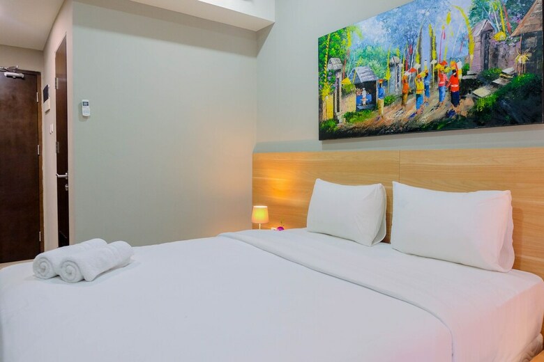 Stunning Studio Apartment At Mustika Golf Residence
