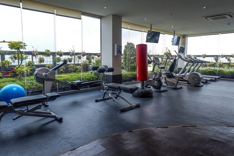Relaxing 1br Apartment At L'avenue Pancoran