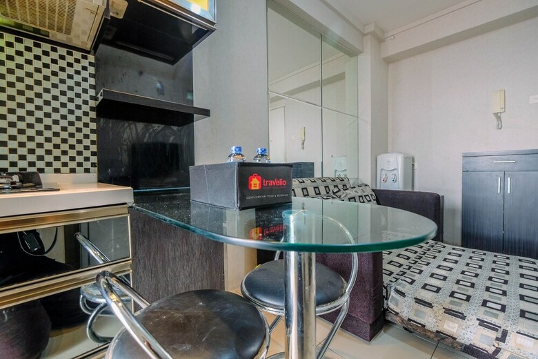 Contemporary 2br Apartment At Green Palace Kalibata