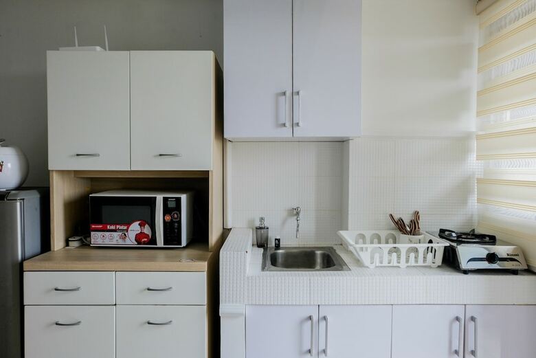 Cozy And Elegant Studio Bintaro Park View Apartment
