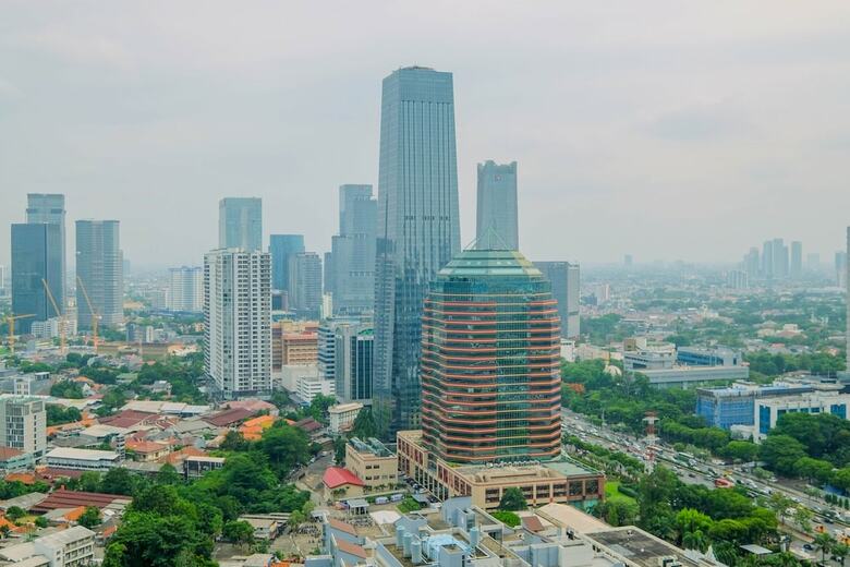 Spacious 3br At Sudirman Tower Condominium Apartment