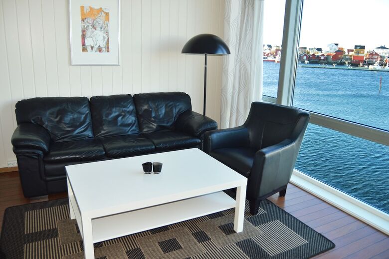 Aparthotel Sula Rorbuer Og Havhotell