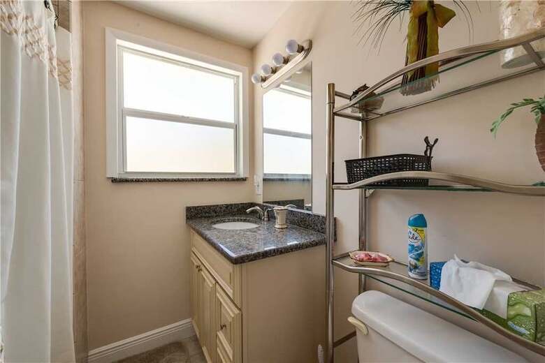 Gulf Beauty, 2 Bedrooms, Gulf Side Cottage, Sleeps 4