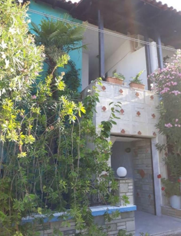 Apartamentos Tassos 2