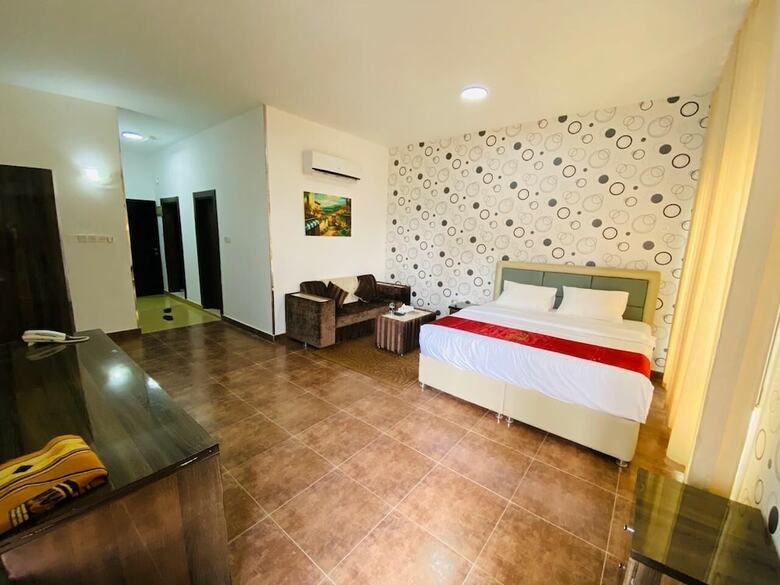 Aparthotel Starhouse Elite