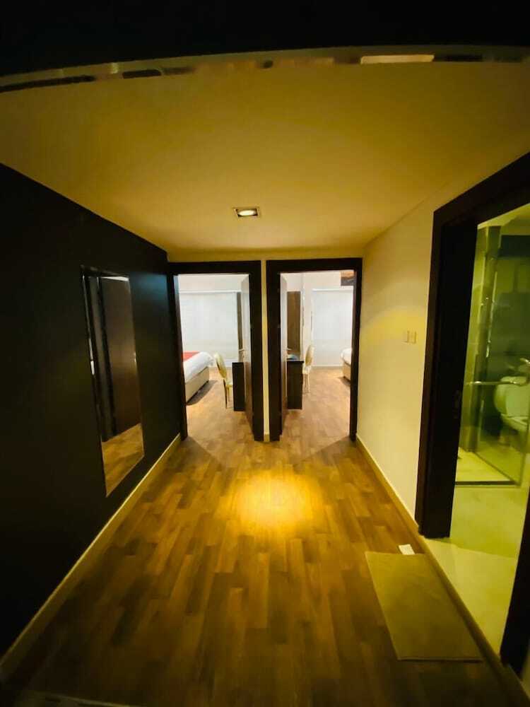 Aparthotel Starhouse Elite