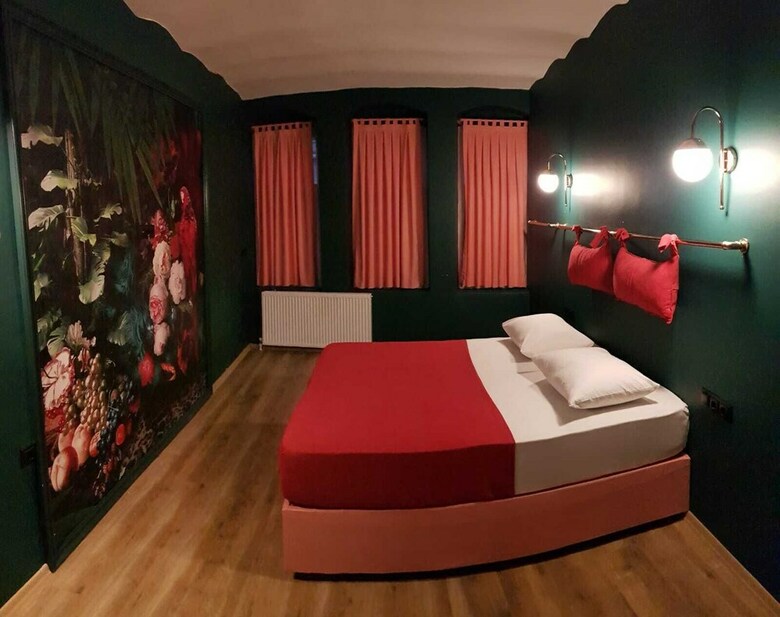 Casa Rosa Suites