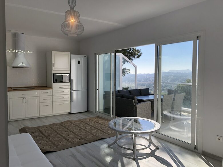 Best Villa For 14 Persons Near The Beach, Moraira