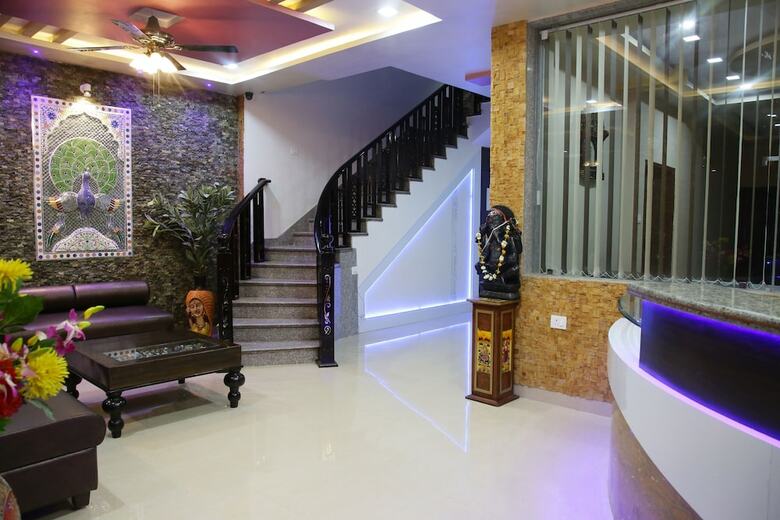 Hotel Harsh Palace