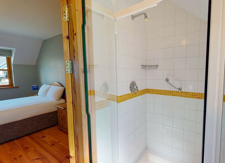 Apartamento Dingle Courtyard Cottages 3 Bed Sleeps 6