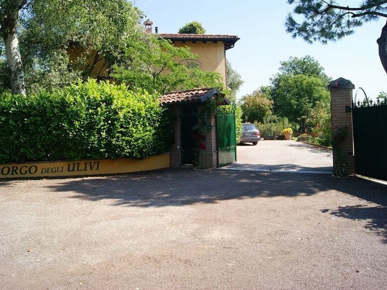 Agroturismo Borgo Degli Ulivi