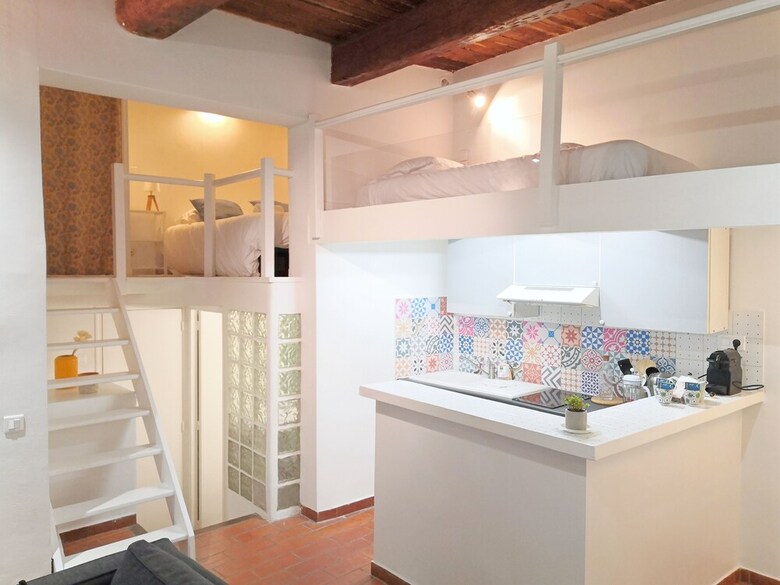 Charming & Central Apartment In Aix